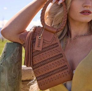 Sable Hobo Wristlet in Harvest Wheat Washed Leather