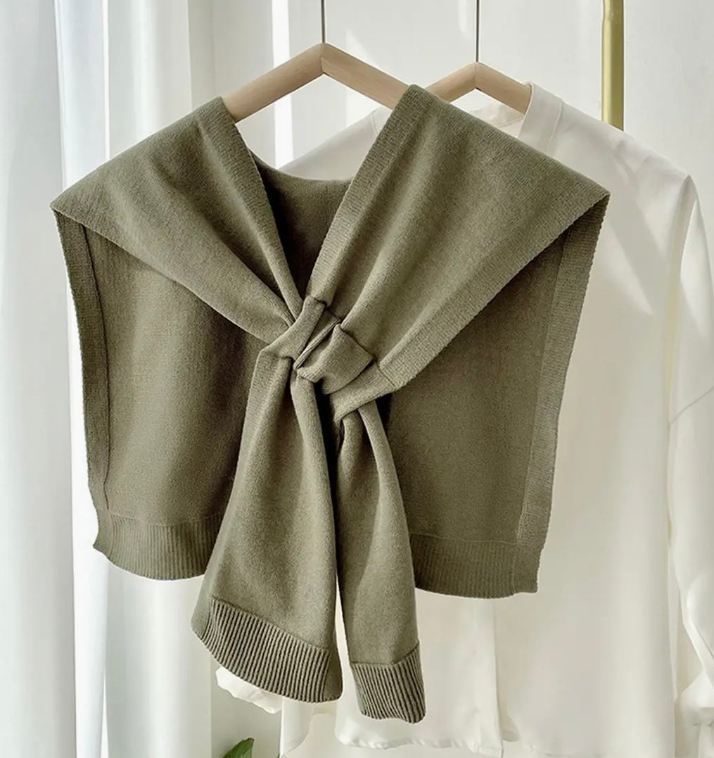 Anna Knotted Shawl in Khaki