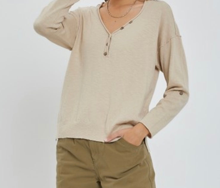 Regan V-Neck Blouse in Oat
