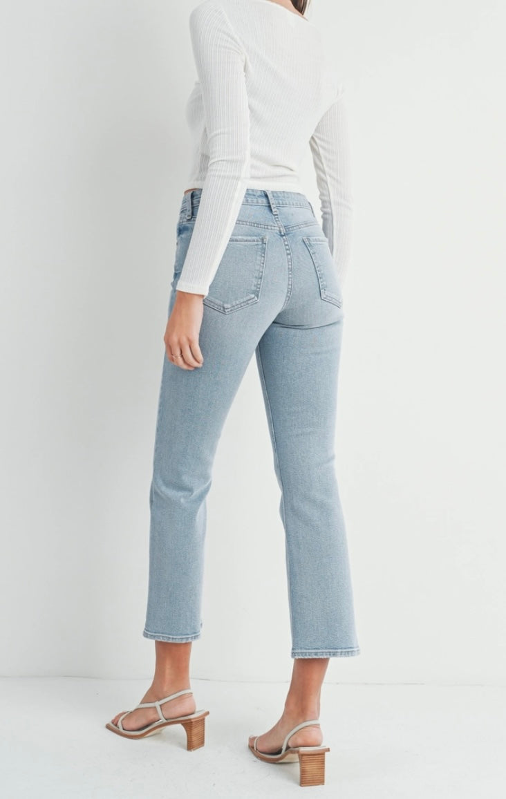 Slim Cropped Bootcut Jean