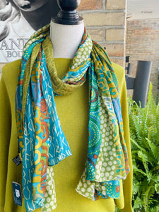 Dani Scarf