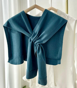 Anna Pull Through Shawl in Blue