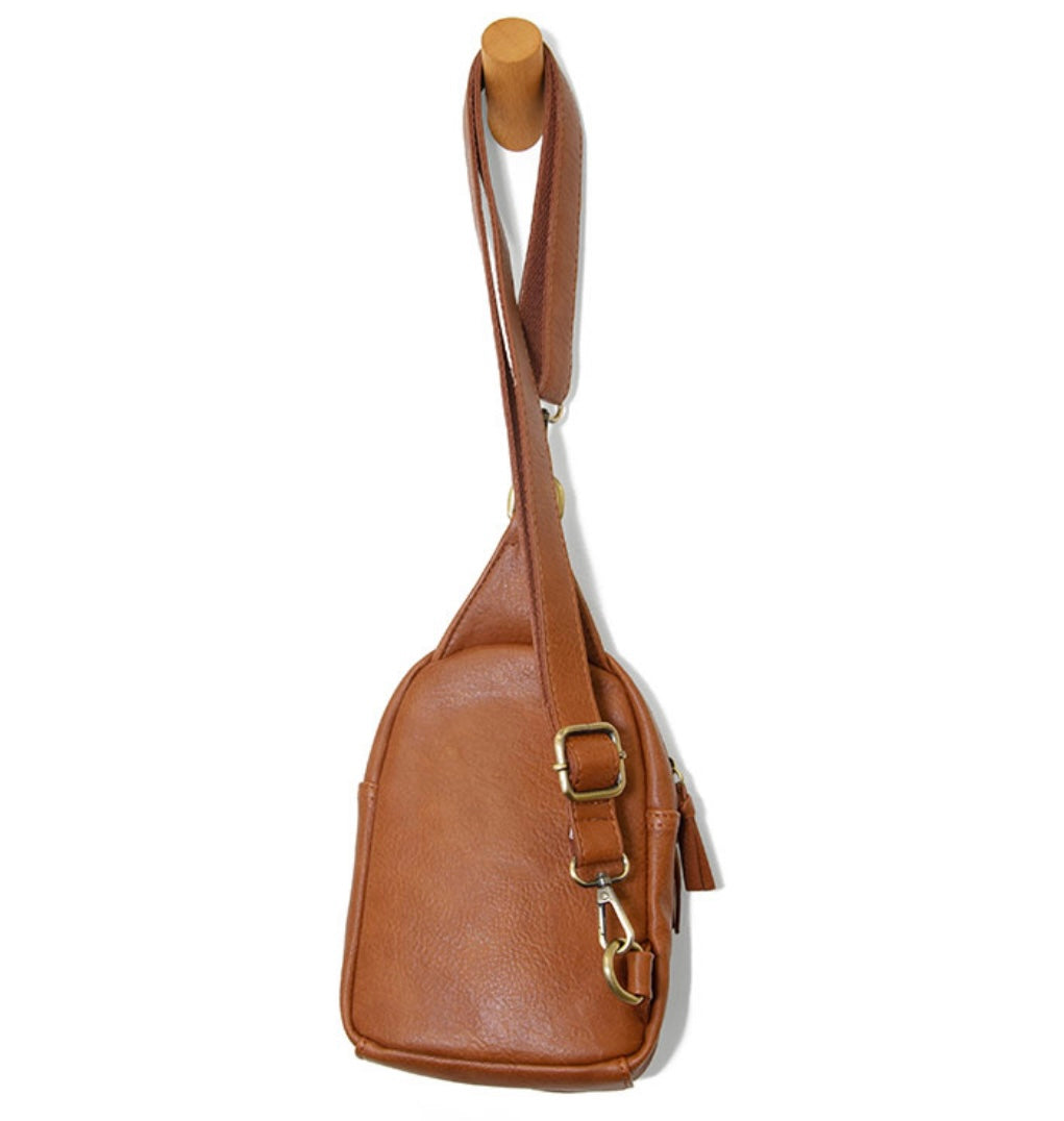 Vanetta Sling Bag in Cognac